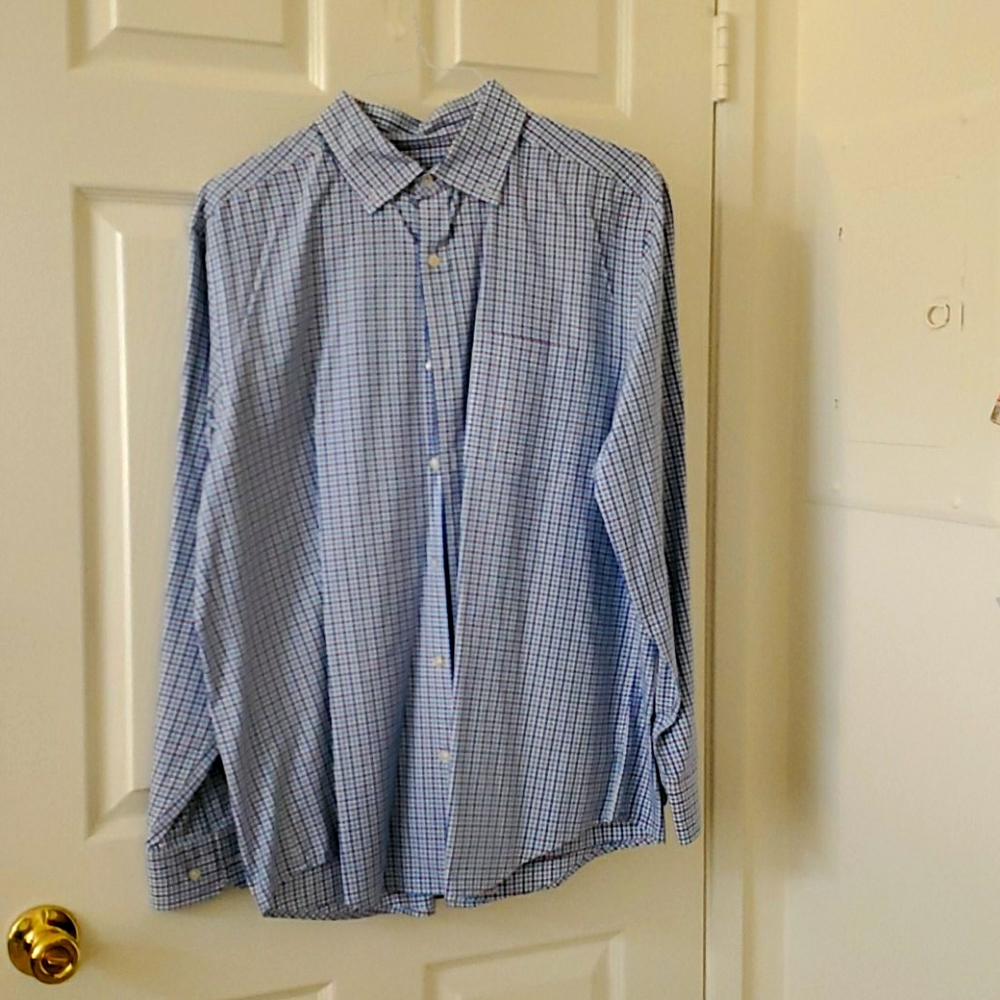 Vineyard vines dress shirt